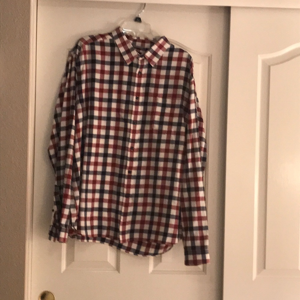 Dockers /Navy/White Plaid Men’s Dress Shirt in Tall